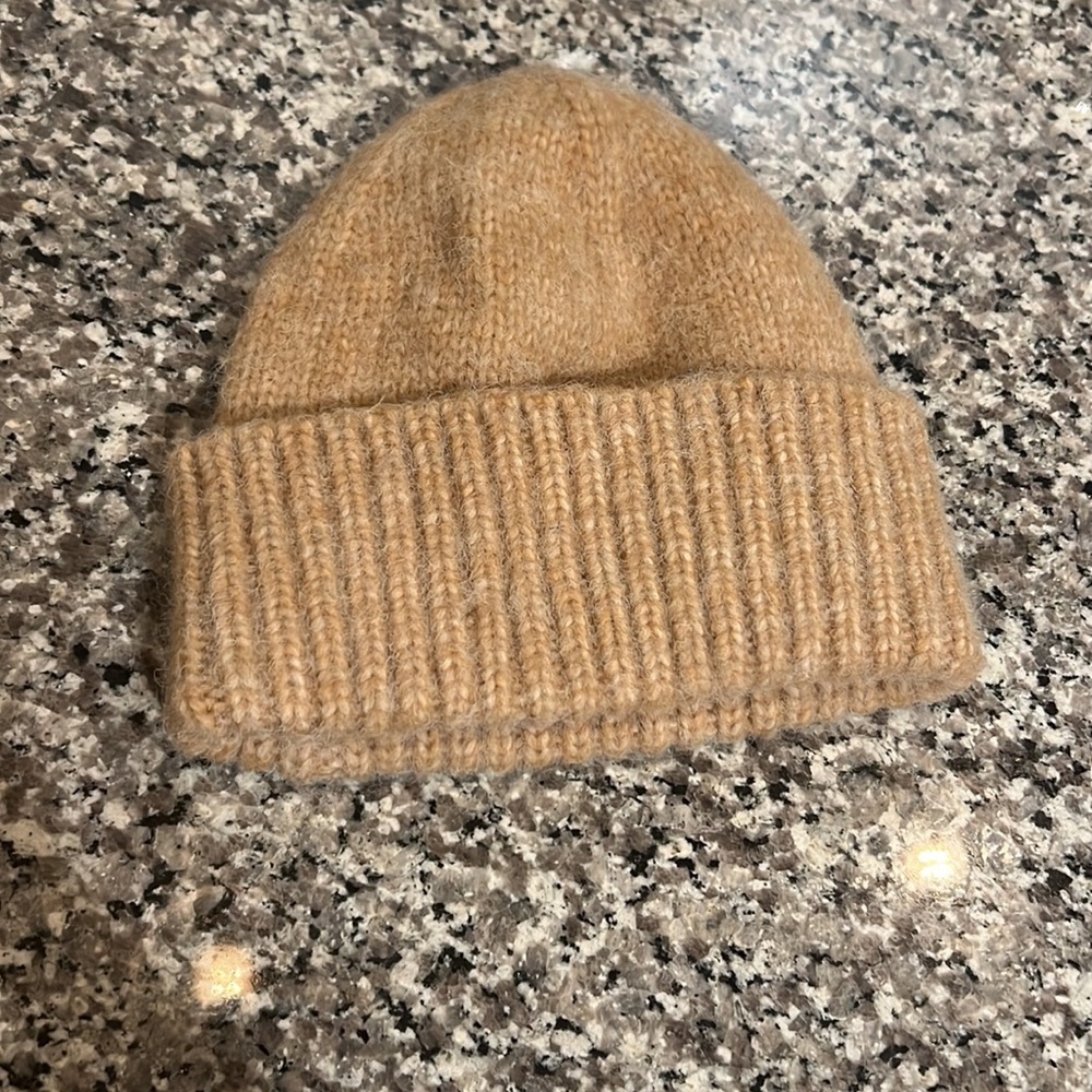 Hat - Picture 2 of 4